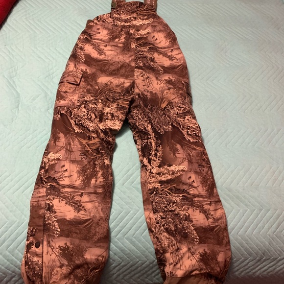 Well insulated youth hunting overalls - Picture 4 of 6